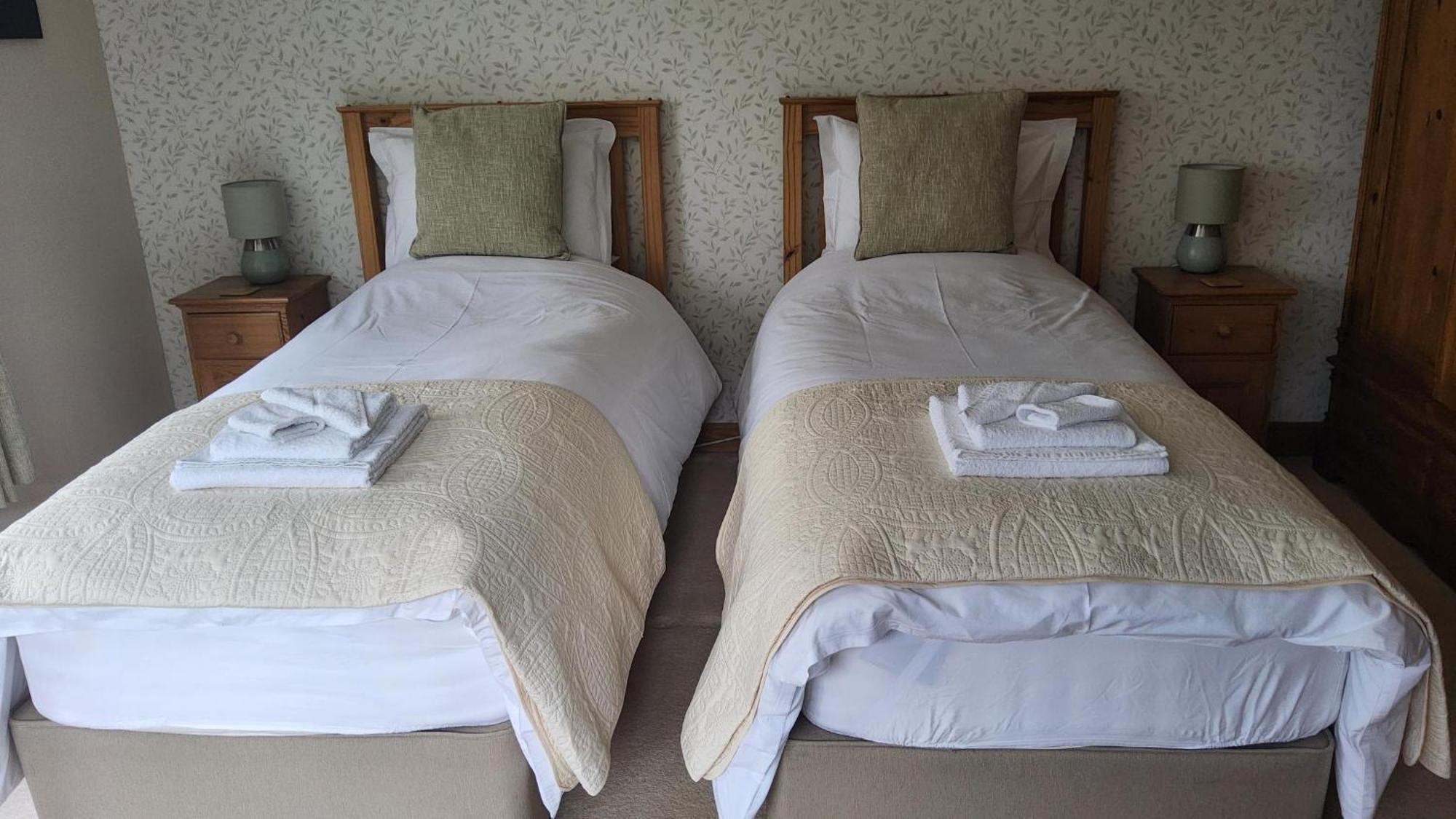 Bed and Breakfast Ha'Penny Acre Sherfield English Exteriér fotografie
